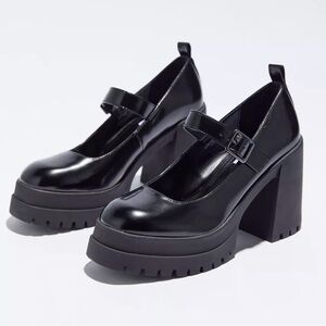 y2k Mary Jane platform black faux leather 9.5M shoes Steve Madden goth grunge